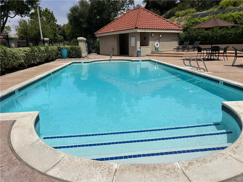 https://cdn.realtyfeed.com/cdn/127/306493009/81c1a40a933c1f8ce9ae0813899e1dbf.webp