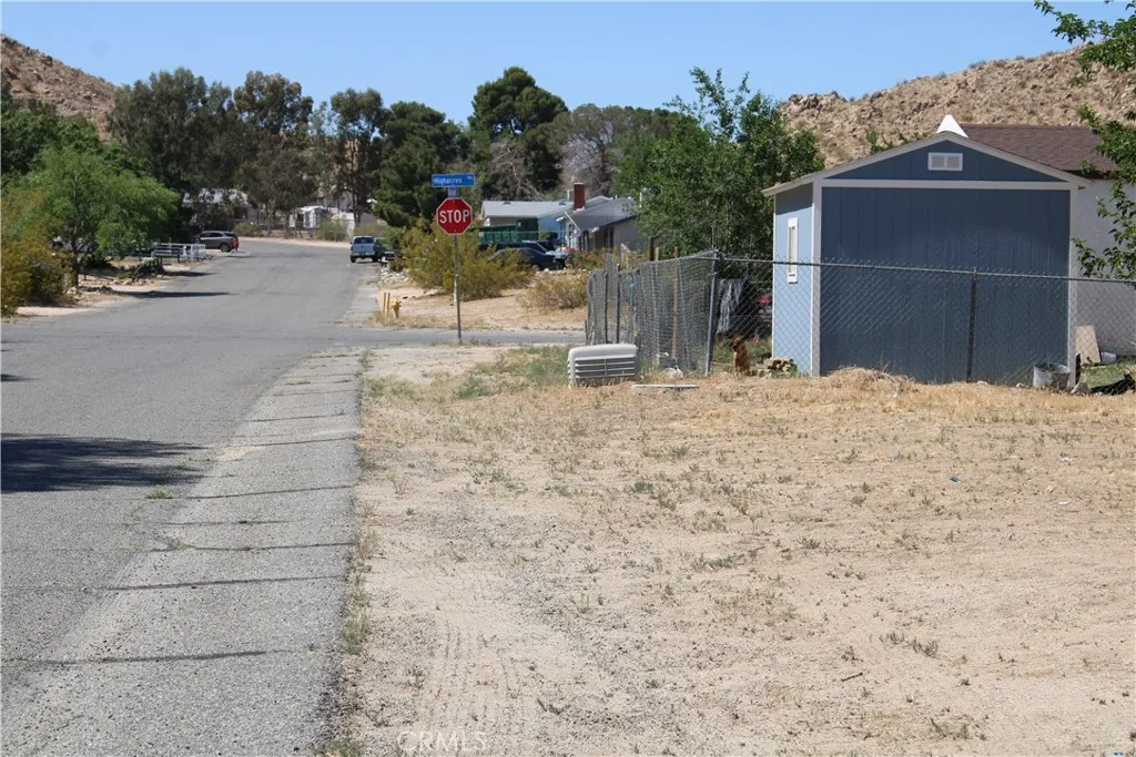 40127 Ridgemist, Lake Los Angeles, CA 93591 - Photo 4 of 14, Lake Los Angeles, CA