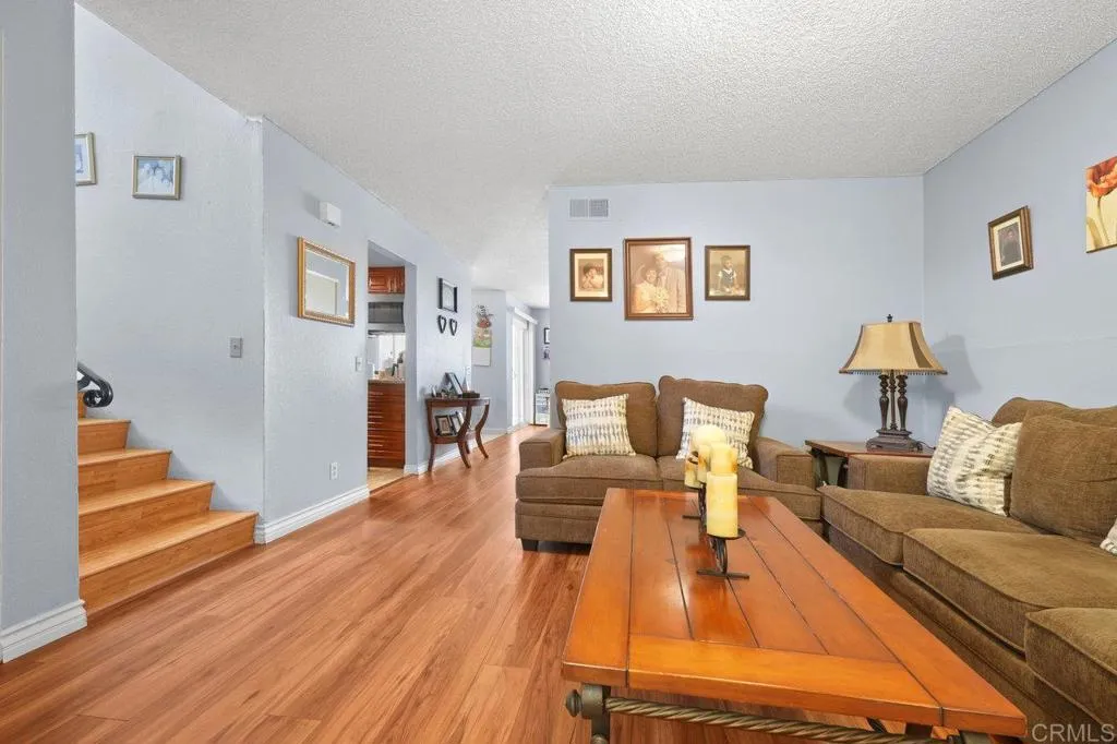 Photo #2: PTP2505345 Listing 