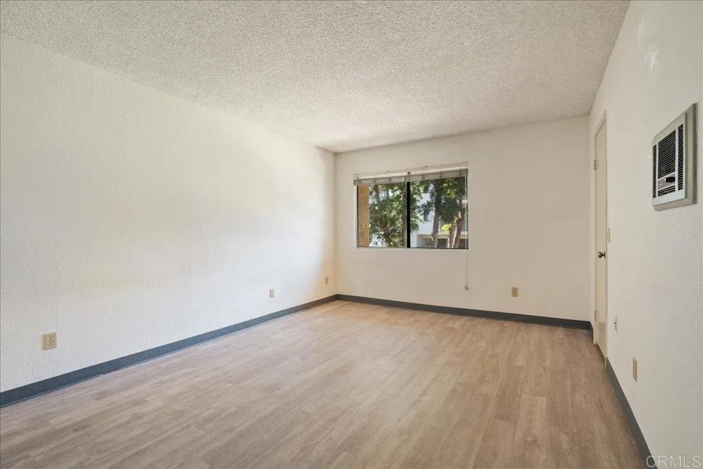 Photo #11: PTP2505347 Listing: Photo #11