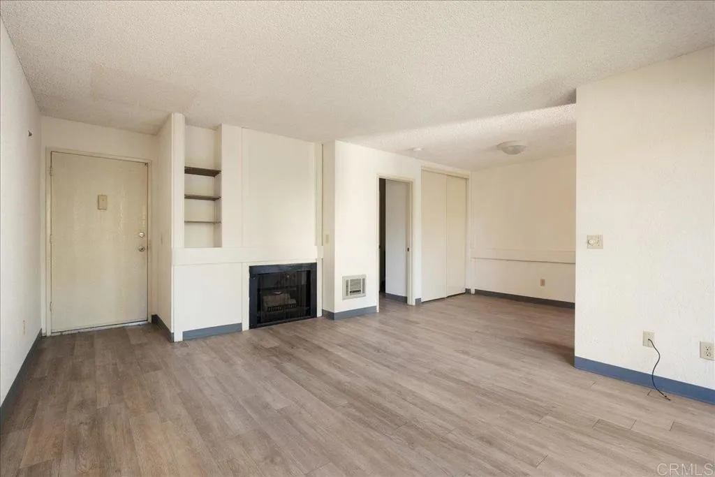 Photo #4: PTP2505347 Listing 