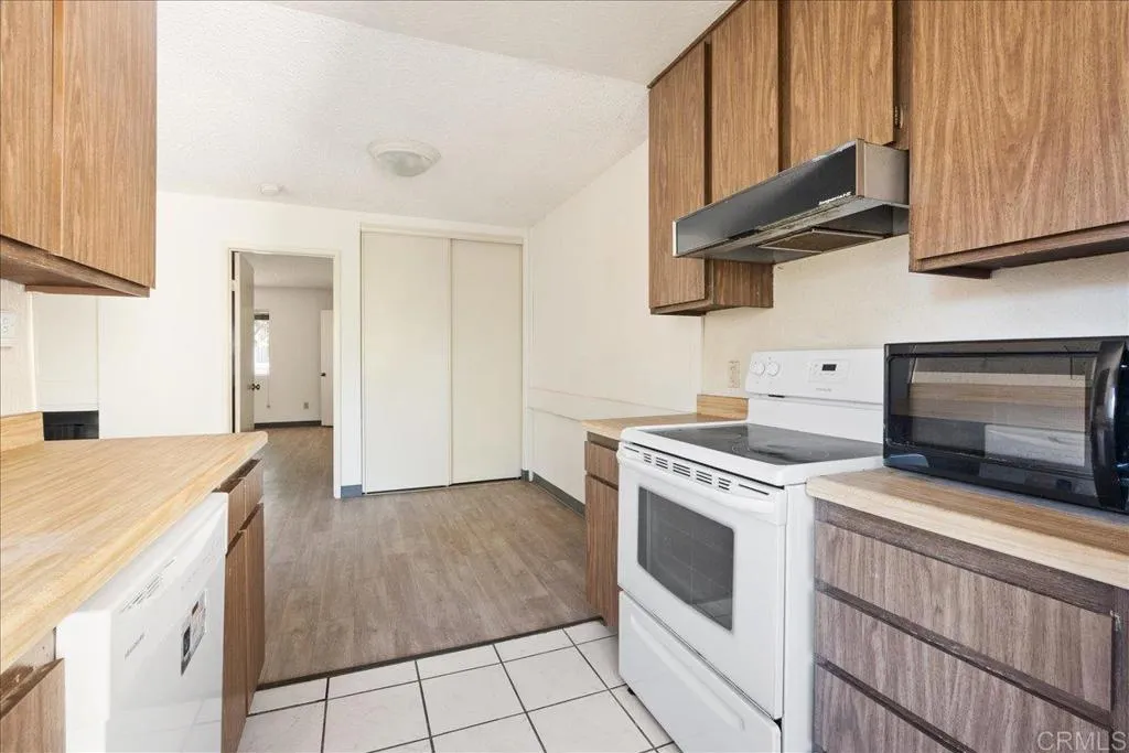 Photo #8: PTP2505347 Listing: Photo #8