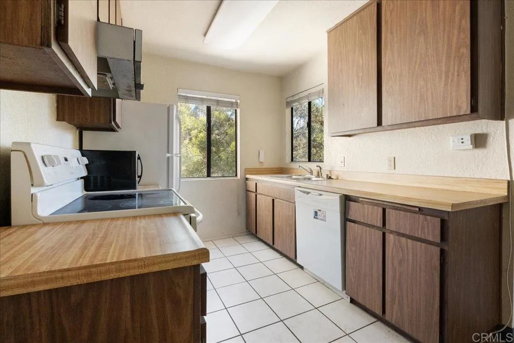 Photo #9: PTP2505347 Listing: Photo #9