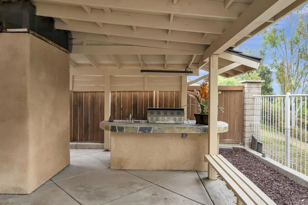 https://cdn.realtyfeed.com/cdn/127/306493214/8faf4276be687270d9f8c113f7989bcd.webp