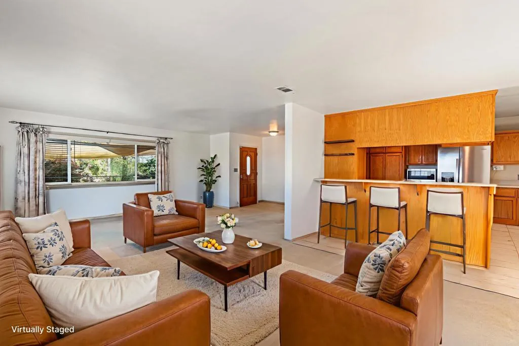 https://cdn.realtyfeed.com/cdn/127/306493271/4381d591e9f255e6669178cc89282bfb.webp