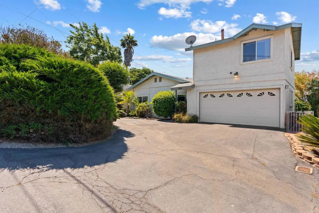 https://cdn.realtyfeed.com/cdn/127/306493271/d0f1a91001b85a16631762fedf46ea34.webp