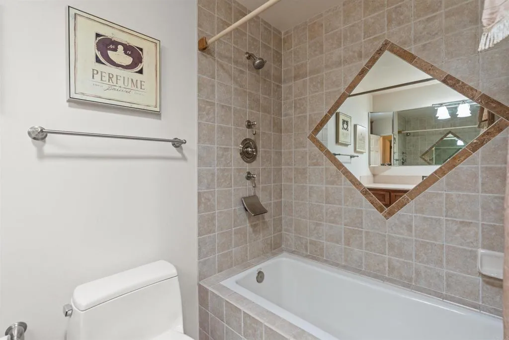https://cdn.realtyfeed.com/cdn/127/306493271/fd8b489f91c9249050cf4bd95dfe376d.webp