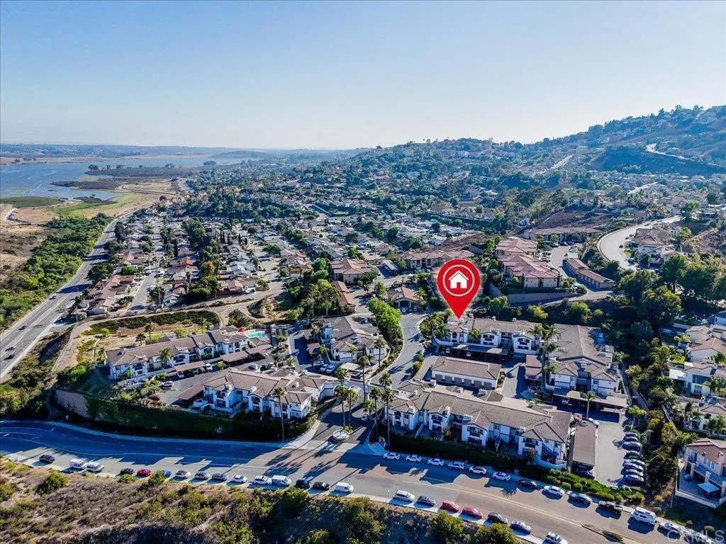 https://cdn.realtyfeed.com/cdn/127/306493422/1381f6c1f012889eb1bcd054e4dbc80d.webp