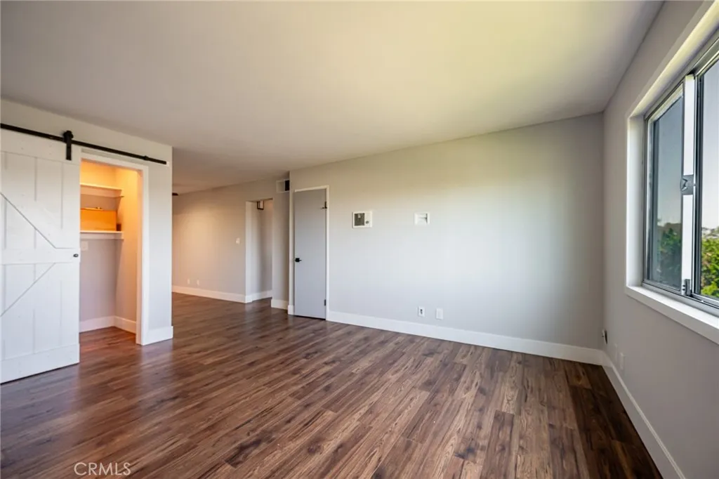 Photo #2: SR25158456 Listing 
