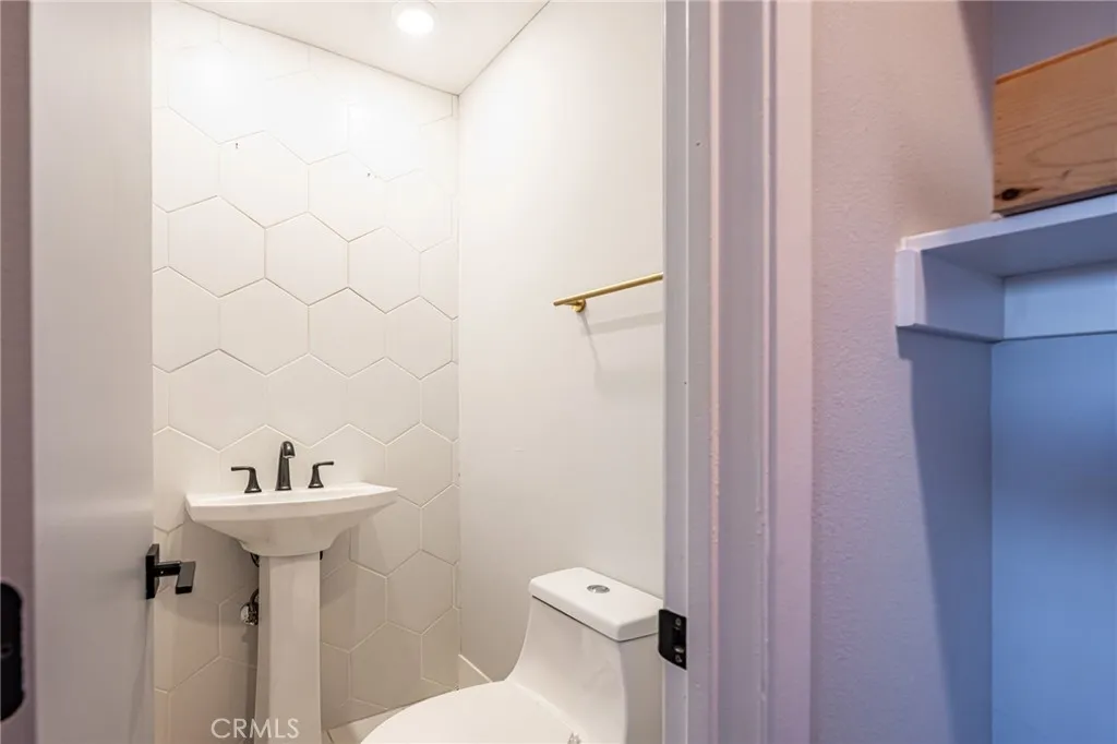 https://cdn.realtyfeed.com/cdn/127/306493432/5d871d738ec96c92789d48d8f1a1e0e7.webp