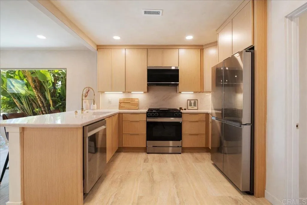 https://cdn.realtyfeed.com/cdn/127/306493543/b3321ffdb824520a01f5617a02bb6431.webp