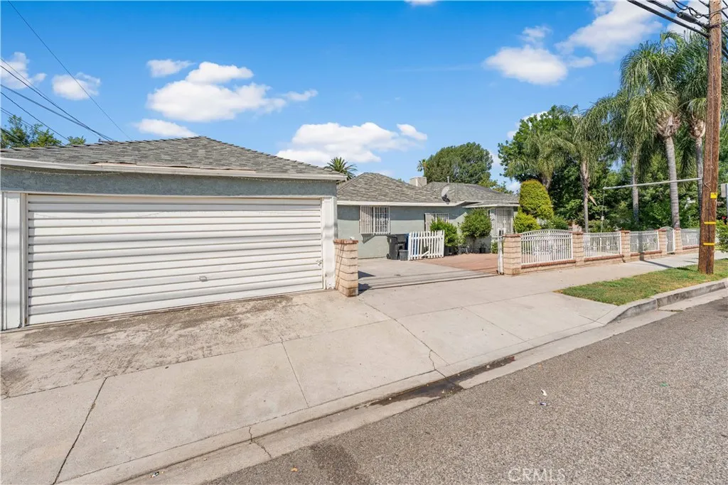 556 Harps Street, San Fernando, CA 91340 - Photo 4 of 12, San Fernando, CA