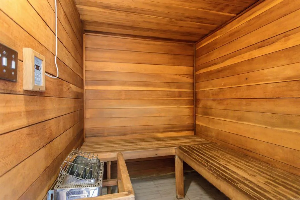 https://cdn.realtyfeed.com/cdn/127/306493794/7be78c3e5ea71fa3e072cda9630ddc3e.webp