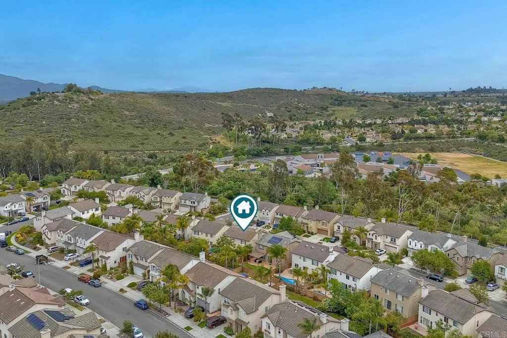 https://cdn.realtyfeed.com/cdn/127/306493874/880efddca6ccd99405f2aae1340a746a.webp