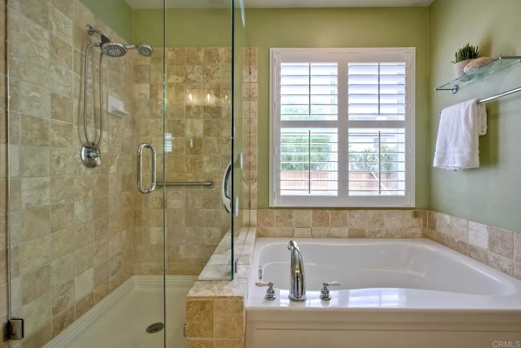https://cdn.realtyfeed.com/cdn/127/306493874/93cb75c5608c099fe60702b8b61181a5.webp
