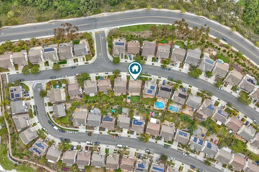 https://cdn.realtyfeed.com/cdn/127/306493874/b9bf91fca2b8f39227aec90ada4d2280.webp