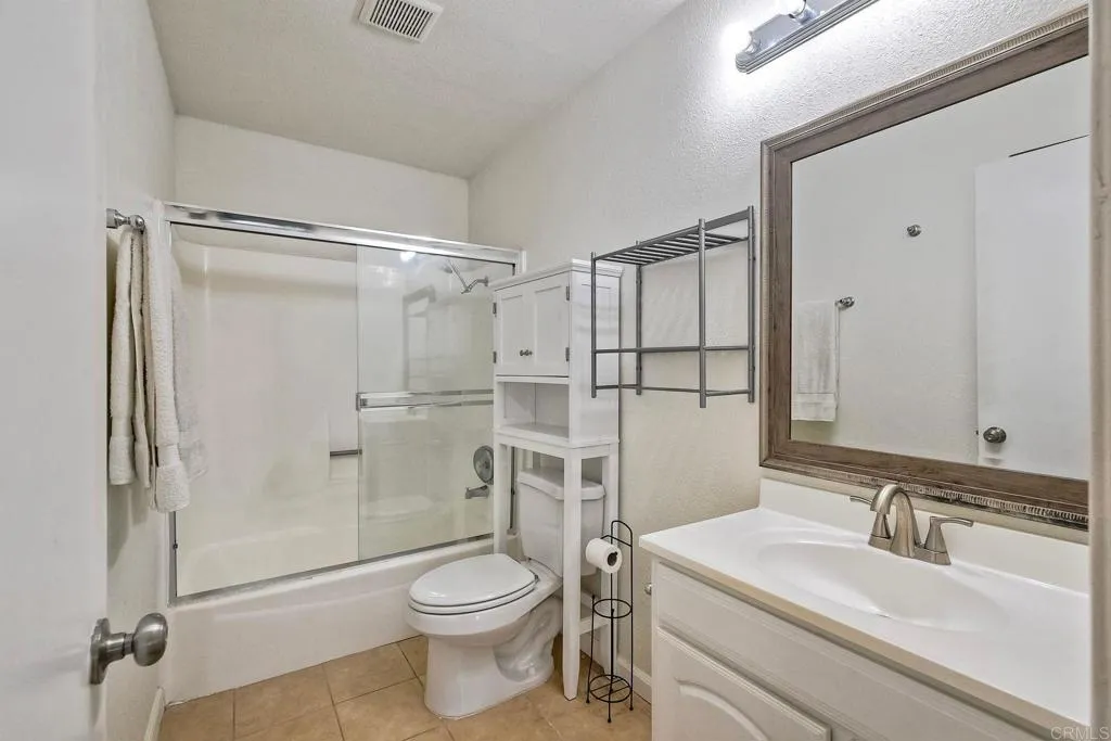 Photo #17: PTP2505366 Listing: Photo #17