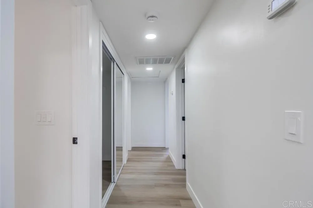 https://cdn.realtyfeed.com/cdn/127/306493906/b414f5a8c23bf5a93819fd43e302a280.webp
