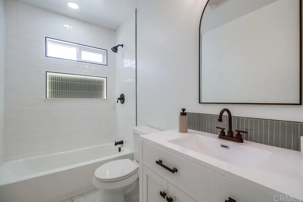 https://cdn.realtyfeed.com/cdn/127/306493906/eb1d2727fd629f227c56ab38b8265de8.webp