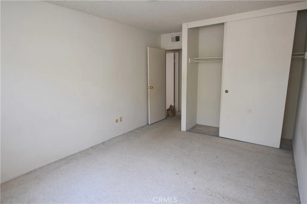 Photo #13: SW25157258 Listing: Photo #13