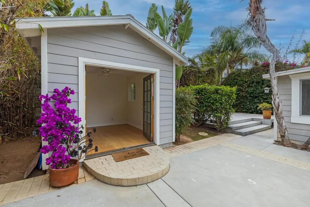 https://cdn.realtyfeed.com/cdn/127/306493961/7f05699a91686e6baa756c97565d617a.webp