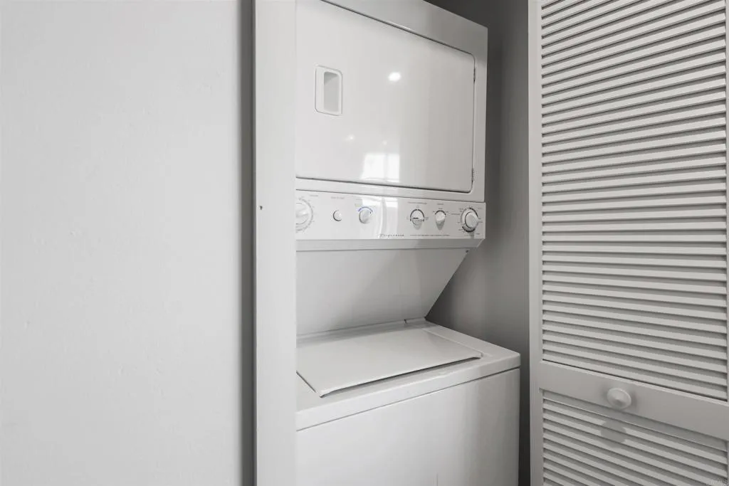Photo #30: PTP2505372 Listing: Photo #30