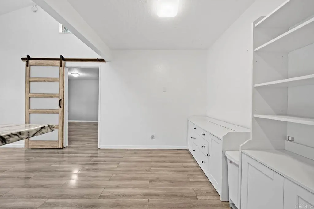 Photo #8: PTP2505375 Listing: Photo #8