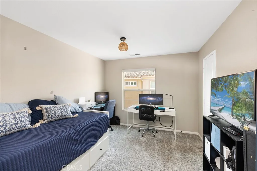 Photo #23: SW25158926 Listing: Photo #23