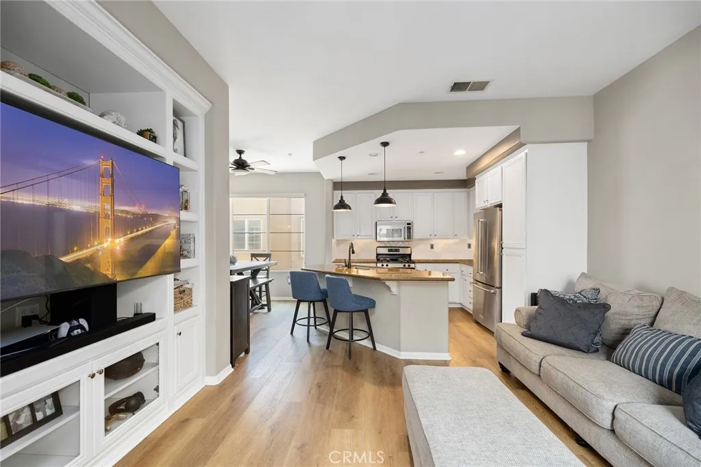 Photo #7: SW25158926 Listing: Photo #7