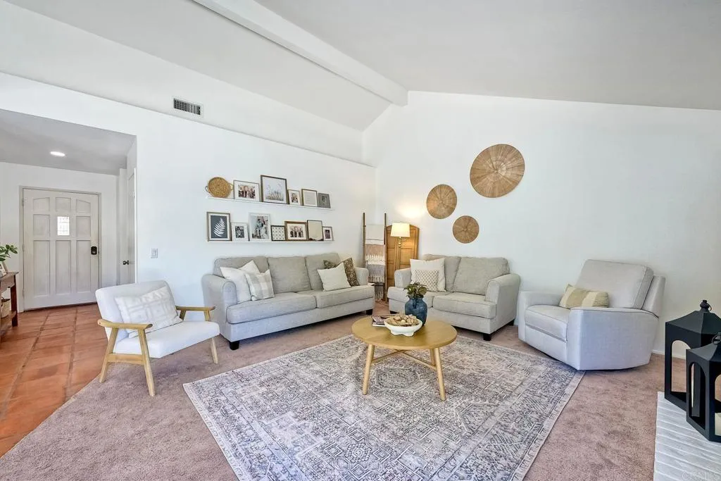 Photo #8: PTP2505380 Listing: Photo #8