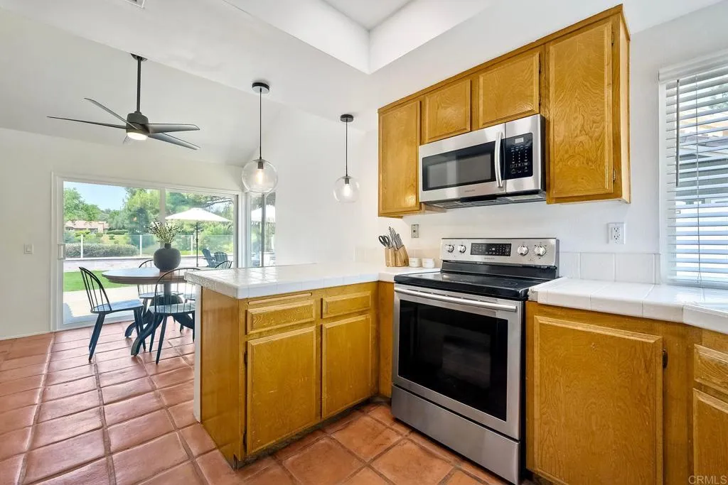 Photo #15: PTP2505380 Listing: Photo #15