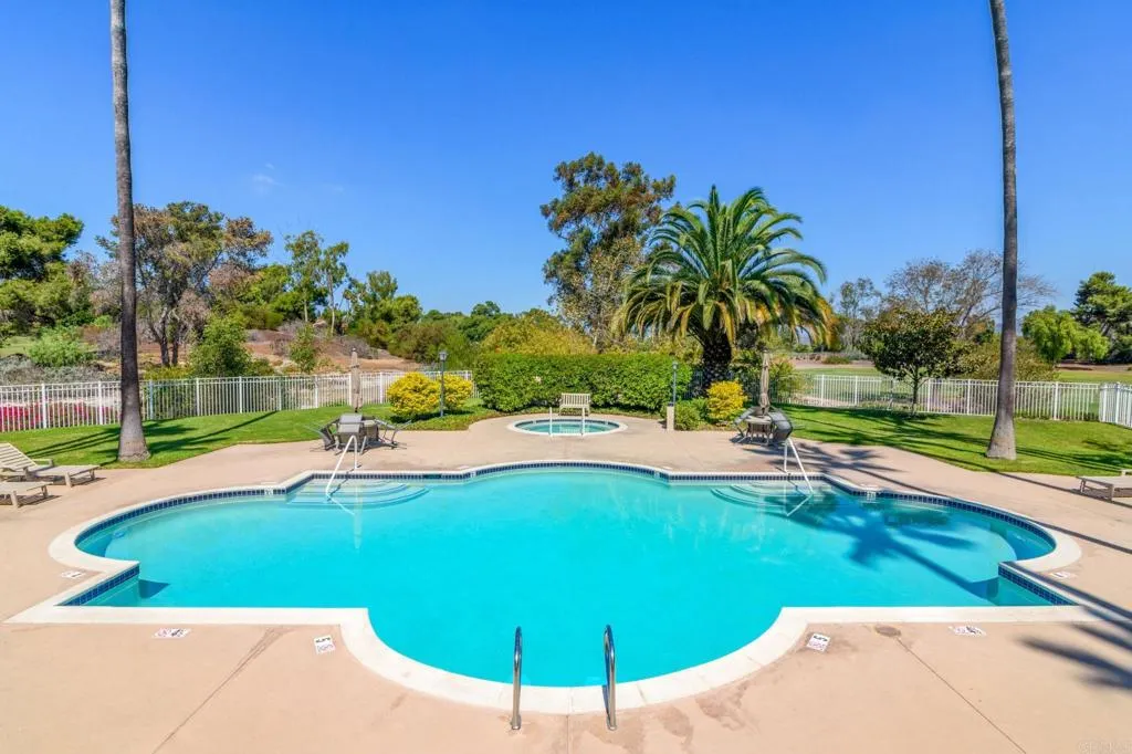 Photo #30: PTP2505381 Listing: Photo #30