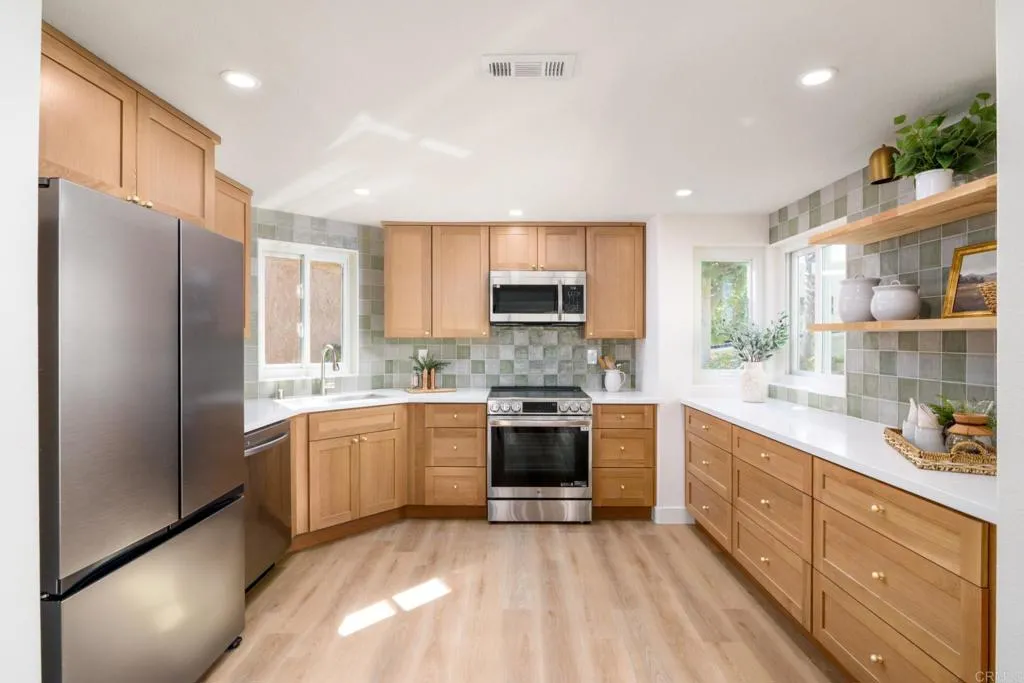 Photo #12: PTP2505381 Listing: Photo #12