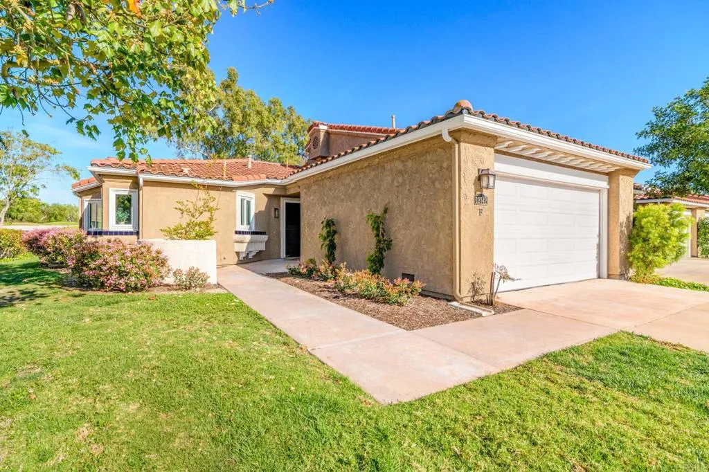 Photo #3: PTP2505381 Listing 