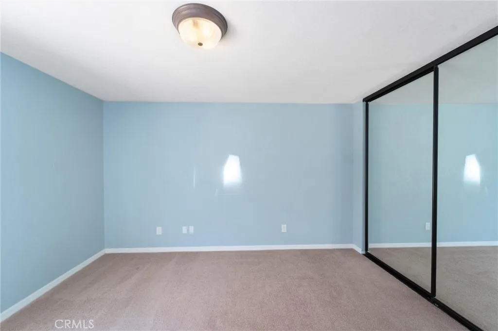 https://cdn.realtyfeed.com/cdn/127/306494164/325824c4a426f80f75f30db5f64cd027.webp