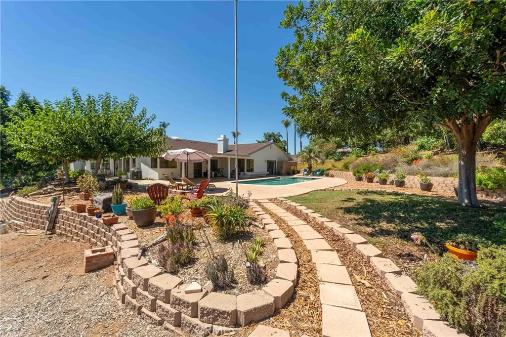 https://cdn.realtyfeed.com/cdn/127/306494164/3de013e118c4012b87da63475edb9e6c.webp