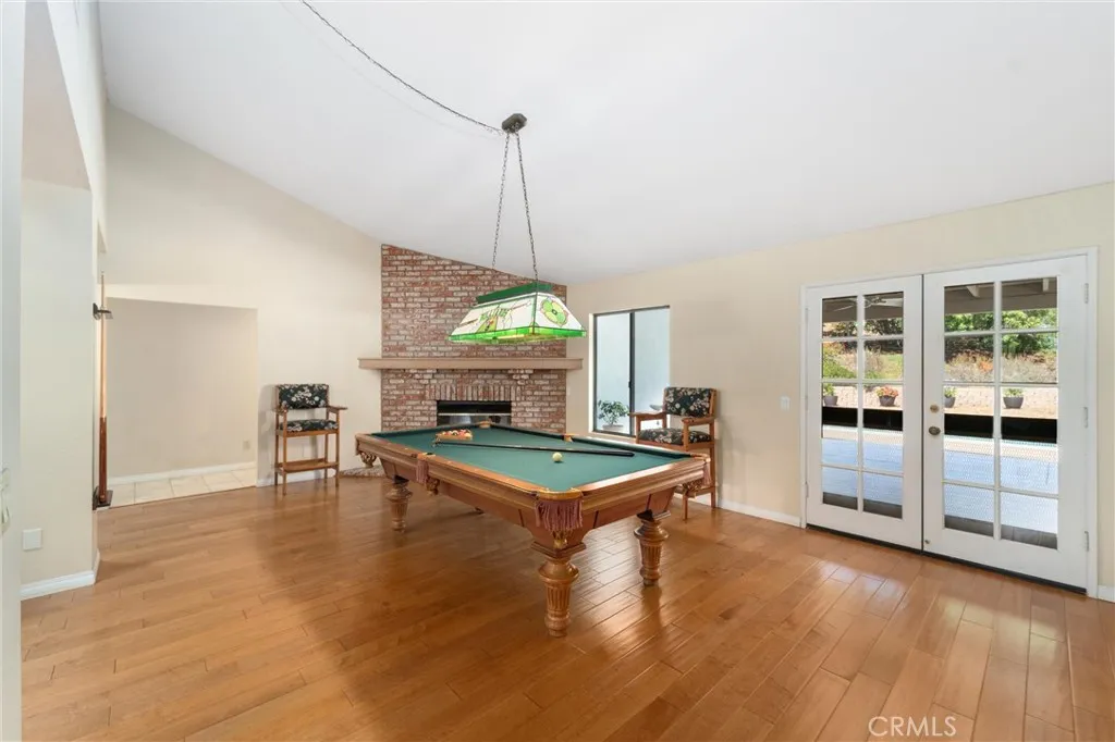 https://cdn.realtyfeed.com/cdn/127/306494164/c4cef92e06d038c2fa080cc716c8e84e.webp