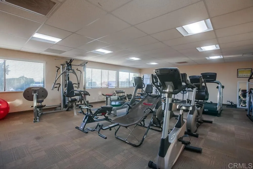 https://cdn.realtyfeed.com/cdn/127/306494225/a7a0f9aa2e4b3eaef55629c8f809764f.webp
