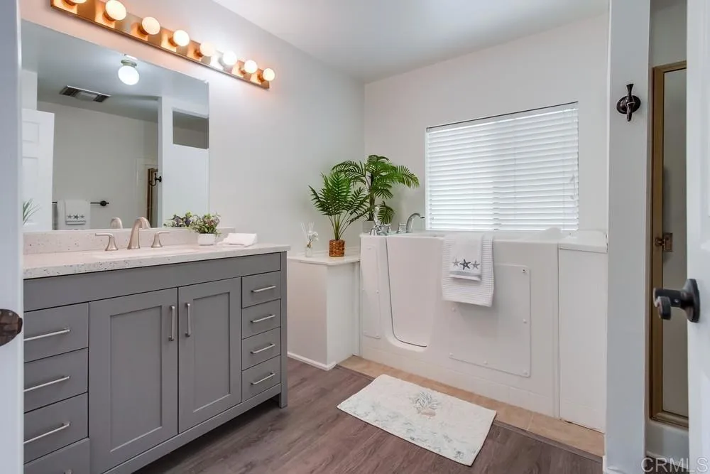 https://cdn.realtyfeed.com/cdn/127/306494225/afd7f00eaa2d6c057152fd12ba154124.webp