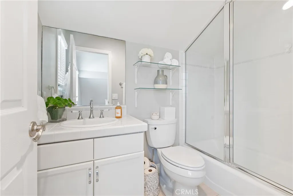 608 Poinsettia Avenue UNIT B, Corona Del Mar, CA, 92625
