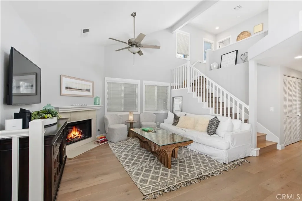 608 Poinsettia Avenue UNIT B, Corona Del Mar, CA, 92625