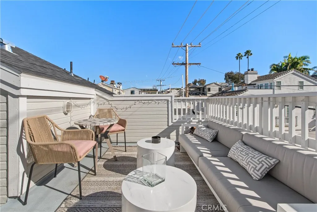 608 Poinsettia Avenue UNIT B, Corona Del Mar, CA, 92625