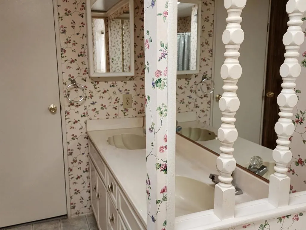 https://cdn.realtyfeed.com/cdn/127/306494276/157ba1e511d1815834d967d4d0f4f23e.webp