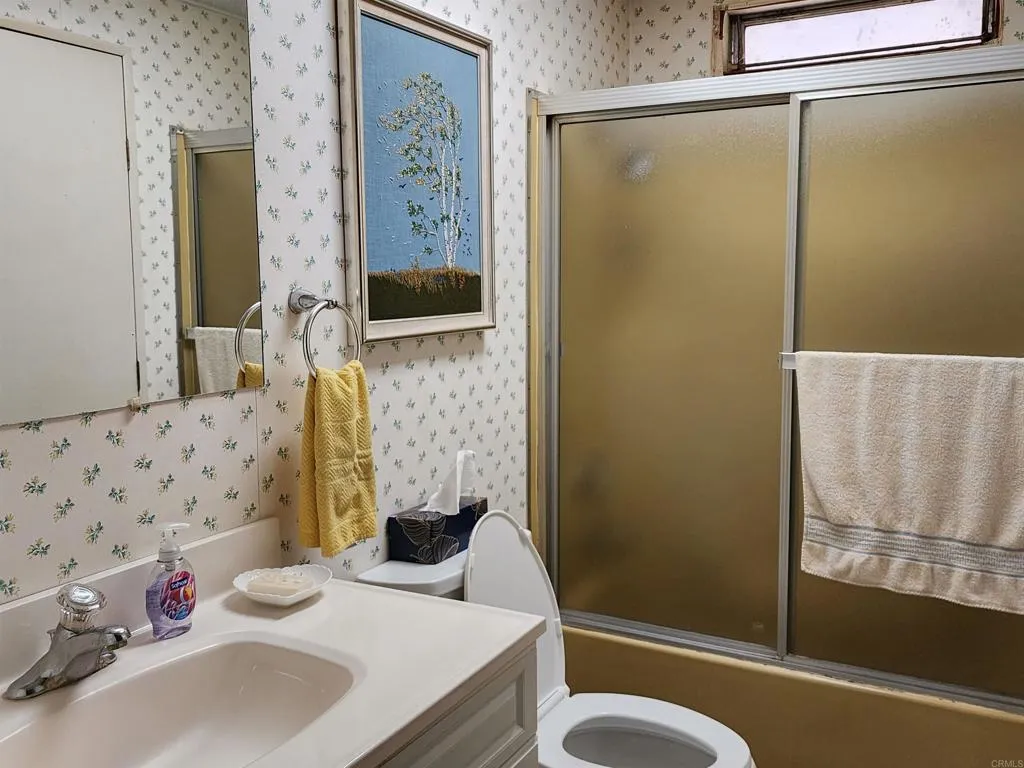 https://cdn.realtyfeed.com/cdn/127/306494276/f38027e4b9a097245e54d85af9c18e0d.webp