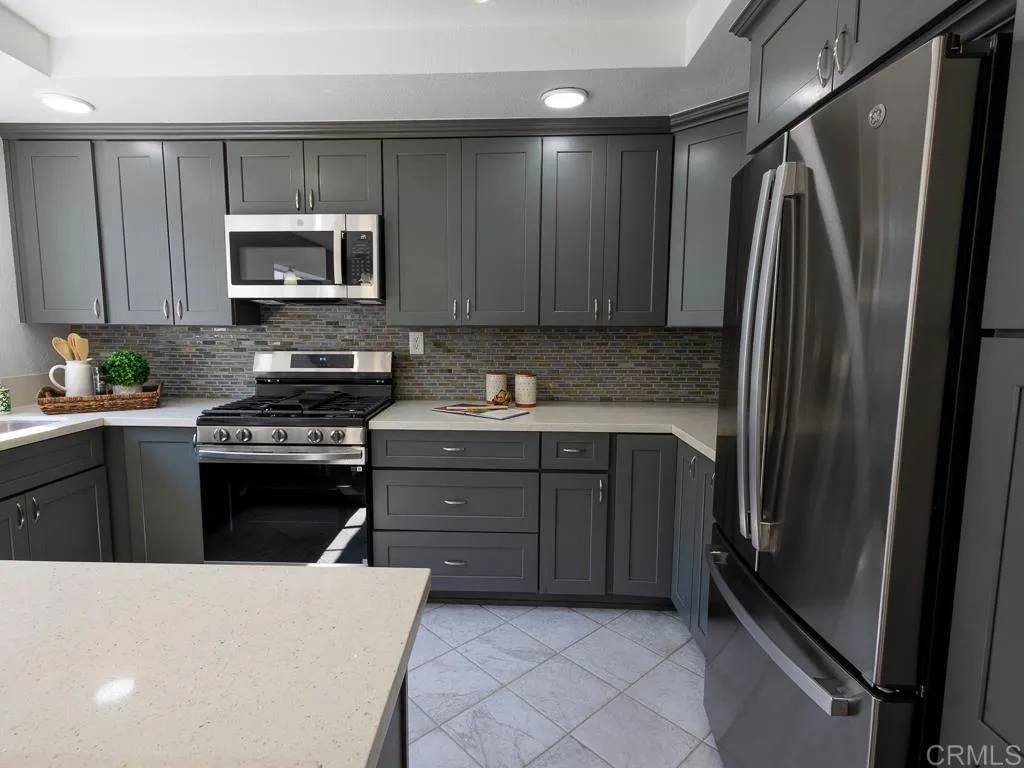 Photo #3: NDP2507002 Listing 