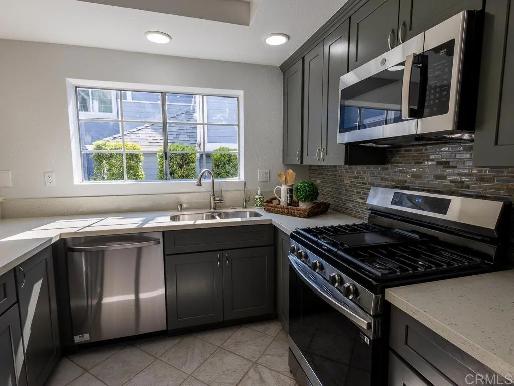 Photo #2: NDP2507002 Listing 