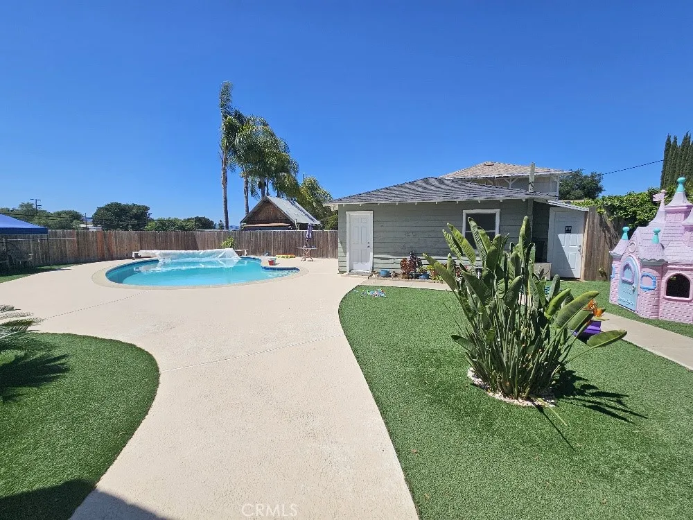 https://cdn.realtyfeed.com/cdn/127/306494288/99037f830dc51c5df8312b5a0f3e2a2e.webp