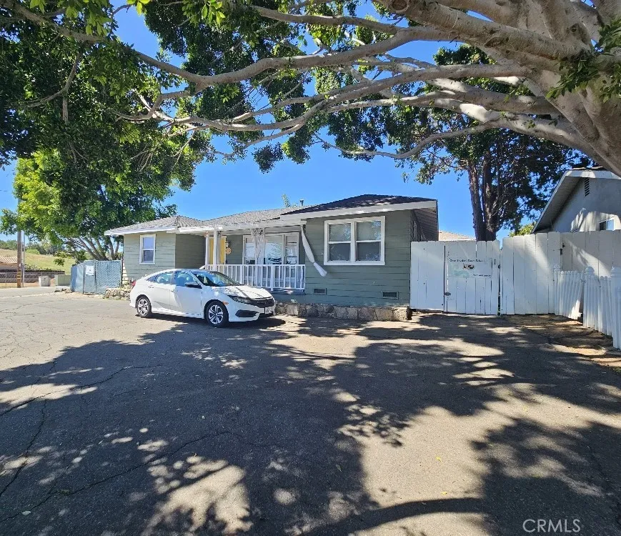 https://cdn.realtyfeed.com/cdn/127/306494288/f8215e56d8c19a5a7277d799239b9a02.webp
