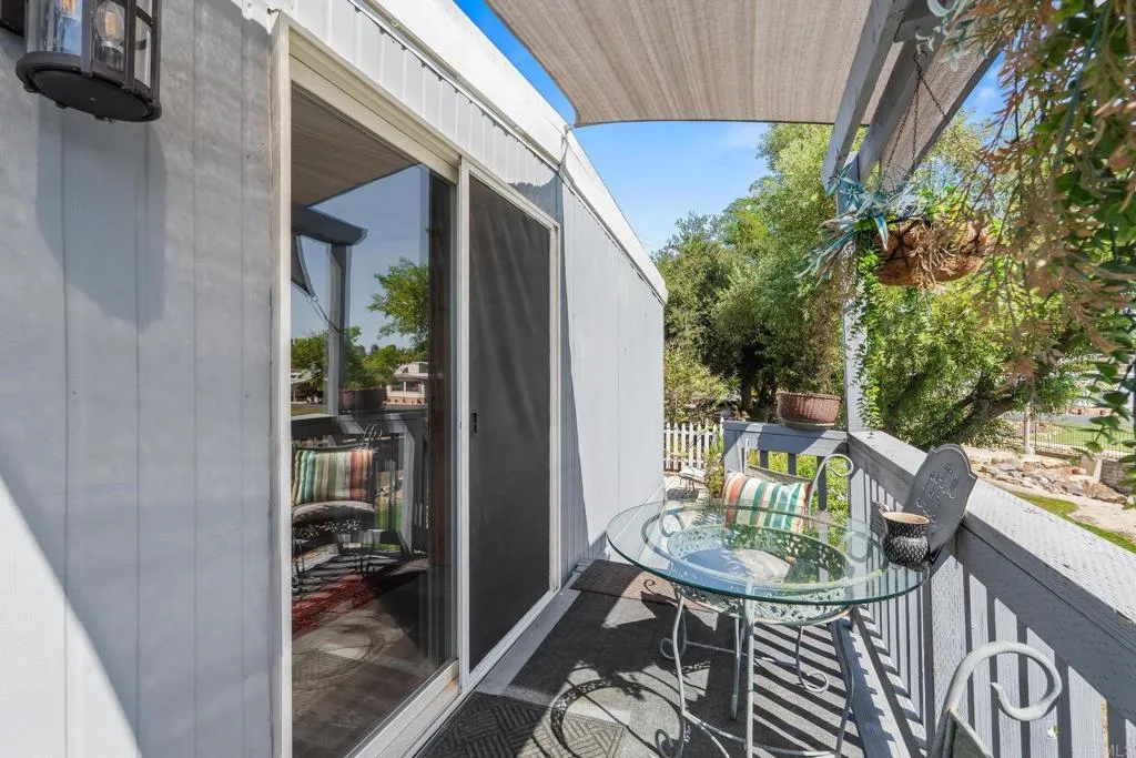 https://cdn.realtyfeed.com/cdn/127/306494378/6c54cfe3d67e496aea81545588bf0327.webp