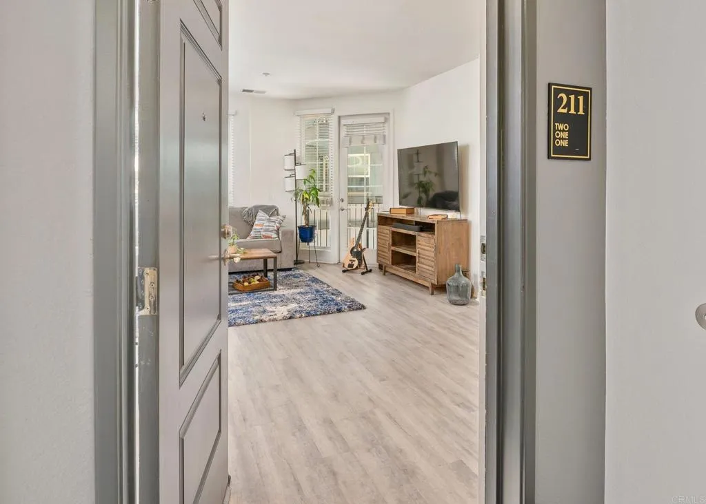 Photo #5: PTP2505387 Listing 